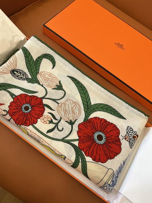 爱马仕的 [珍奇乐园],丝羊绒方巾（TL） 商品图0