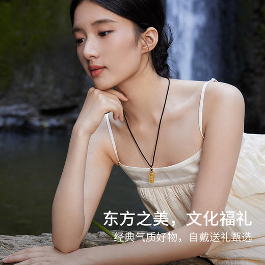 周六福精品足金计价黄金吊坠坚毅镂空金刚柱九华山系列节日礼物 商品图4