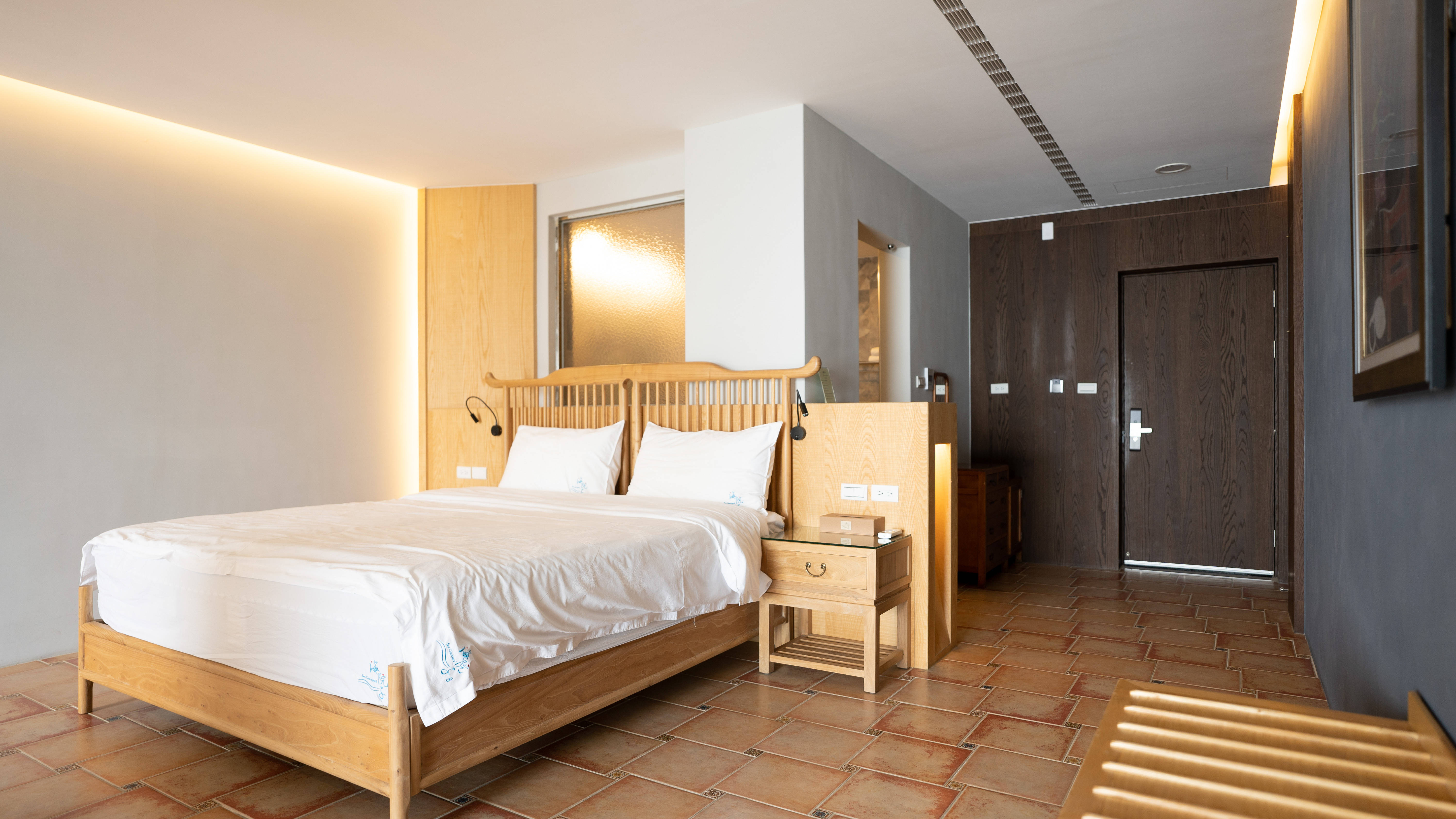 海院子403休闲大床房（带阳台）大玩咖会员价