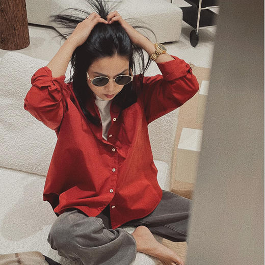 【顺丰包邮】40609 洛诗琳法式休闲宽松慵懒复古纯色衬衫女687 商品图3
