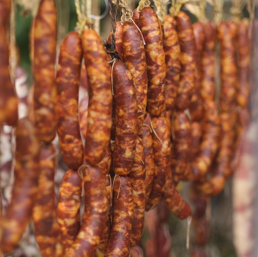 “腊味之城”苏轼故乡，奕虹家乡特产川香黑猪腊肉香肠 商品图12