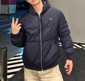 P家 暗藏青色 连帽羽绒服（JN）