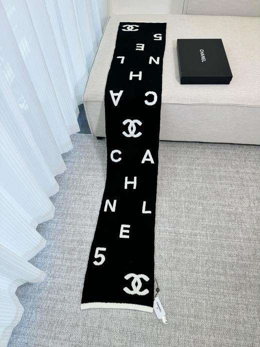 香奈儿五号羊绒围巾（CB） 商品图7