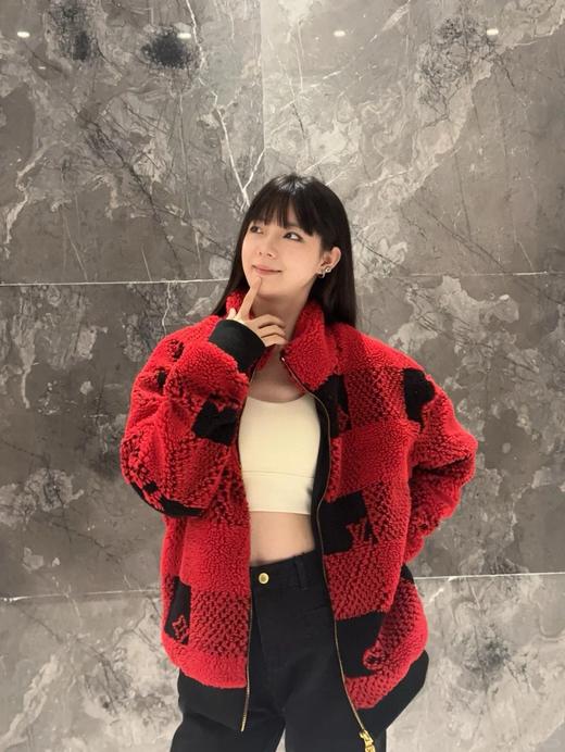 驴家 红棋盘提花泰迪夹克（JN） 商品图2