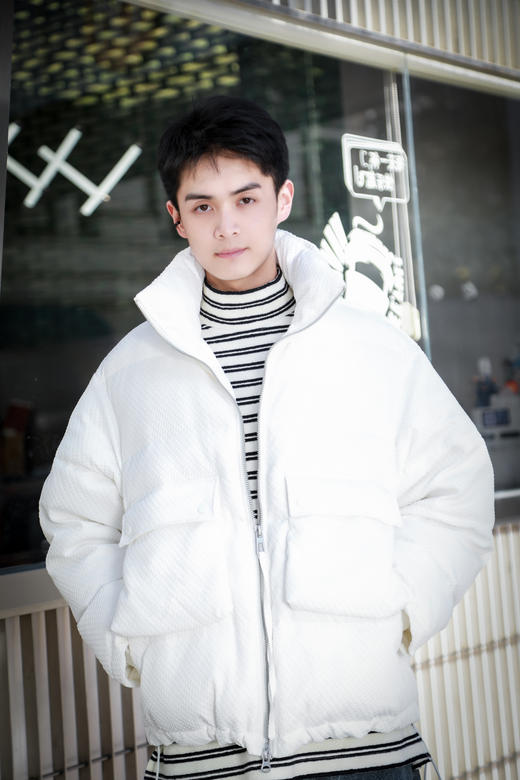 S442474464肌理宽松羽绒服 商品图0