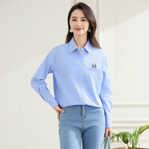 罗蒙春秋蓝色条纹长袖衬衫女士休闲百搭前胸口袋刺绣衬衣外套女 商品图4
