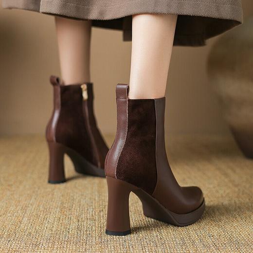 【预售5天】欧美时尚秋冬季新款尖头防水台粗跟高跟短靴女侧拉链拼色LD&6920 商品图3