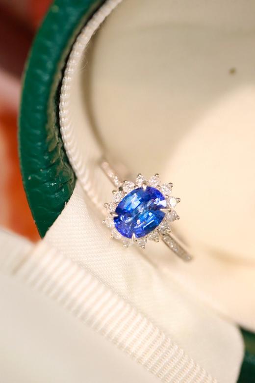 1.23ct刻面蓝宝石戒指 商品图3