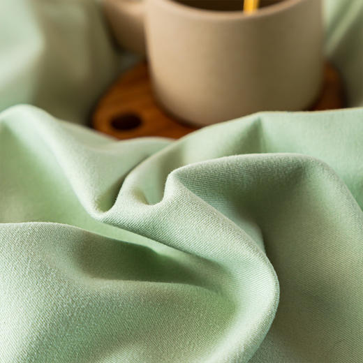 多喜爱兰亭如梦爱摩卡绒保暖舒适磨毛四件套【分仓直发，72小时发货，周末节假日不发货】 商品图4