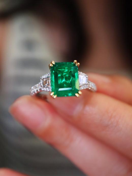 2.25ct刻面祖母绿戒指 商品图1