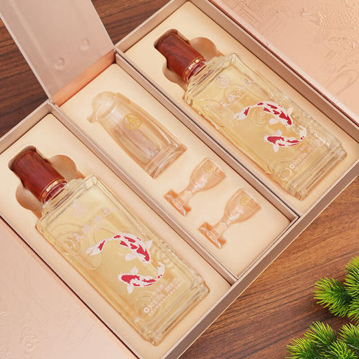 五粮液天赋鸿运礼盒套装（2瓶） 商品图1