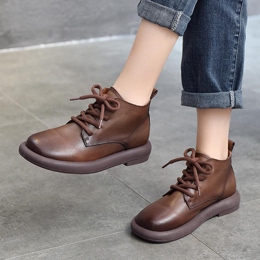 T75618-1头层牛皮短靴女圆头平跟软皮2024秋冬复古百搭单靴系带马丁靴 商品图1