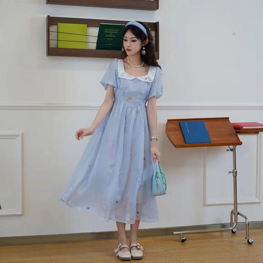 两三事 晨风栖谷显瘦时尚少女夏季法式泡泡袖方领连衣裙气质温柔 商品图4