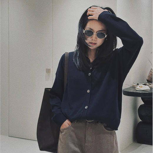 【顺丰包邮】21110 洛诗琳高级感羊毛混纺翻领针织开衫女817 商品图0