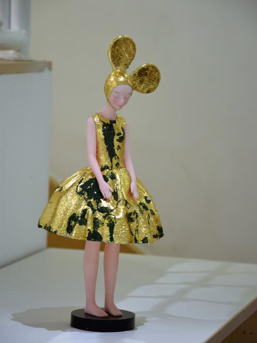 张驰《金绿交织的梦》然女孩 商品图4