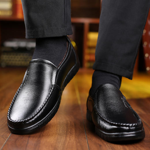 过年送礼首选 KAISER 软底好走路 软面不压脚背 头层牛皮高档礼遇  商务休闲爸爸皮鞋 商品图0