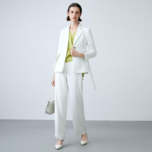 EITIE爱特爱春季新款洋气通勤百搭职业干练纯色西装外套女7703411 商品图4