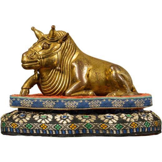 清 铜鎏金卧牛镇纸摆件 商品图5