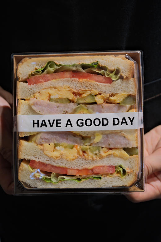 现烤面包—青酱香肠滑蛋三明治 商品图0