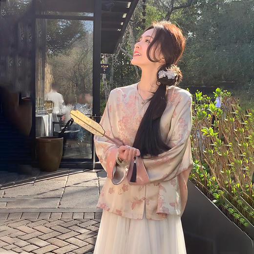 金蘑菇菇 青山入我怀/新中式 缎面提花暗纹小褂国风外套 商品图0