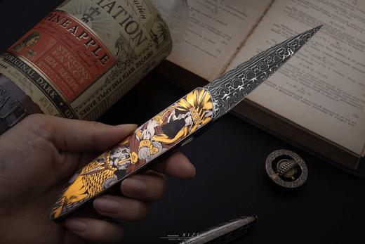 三希堂  现代刀系列  亚述之王雕金小折  未开刃 商品图5