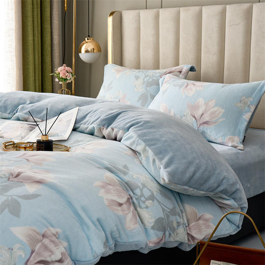 多喜爱浅韵芳菲绒类四件套【分仓直发，72小时发货，周末节假日不发货】 商品图3