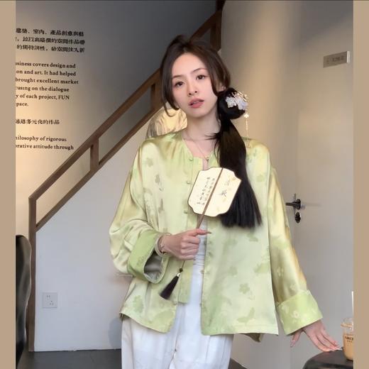 金蘑菇菇 青山入我怀/新中式 缎面提花暗纹小褂国风外套 商品图2