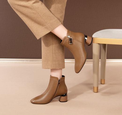 【预售5天】方头粗跟卡其色短靴，侧拉链软底皮靴子DSM&A136-2 商品图1