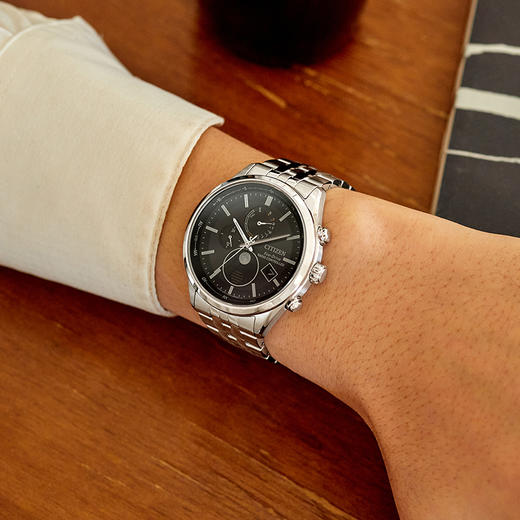 西铁城CITIZEN光动能电波不锈钢带月相时尚男表BY1030-50E 商品图3