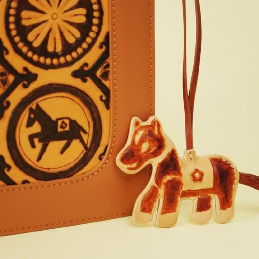 青海·治多 手工皮雕包 商品图1