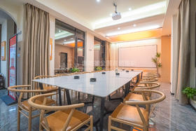 泰安慢姑娘融舍山居轰趴馆