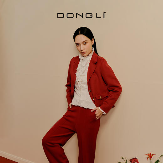 东黎 • 小山羊绒女士秋冬西服领小香风双面呢羊绒大衣 3322 商品图1