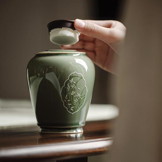 暮苍斋<窗兰丹秋茶叶罐> 商品图0