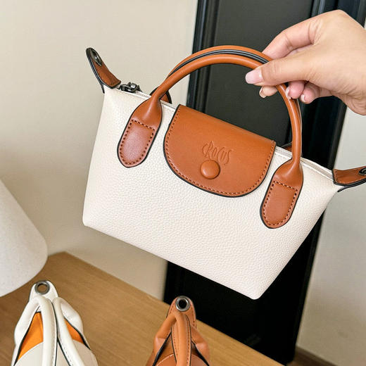 【预售10天！！】Crocus 2025新款百搭戛纳风情手提包日常通勤时尚多款可选高级感斜挎包 商品图4