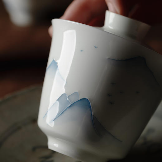 束刻 <执梦青花山水盖碗> 商品图1