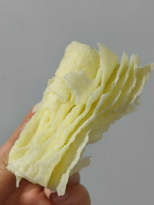 真的是千层花卷，吃起来是咸口的，特别香，让你一口回到小时候的感觉！纯手工发酵 没有科技与狠活，麦香浓郁、现做现发 瓷实劲道！450克一袋，6个，一组两包 商品图3