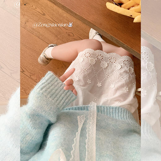 <曾小咸推荐>淡蓝色V领毛衣 日常179.99/件 立减90 秒杀89.99/件！！ 商品图2