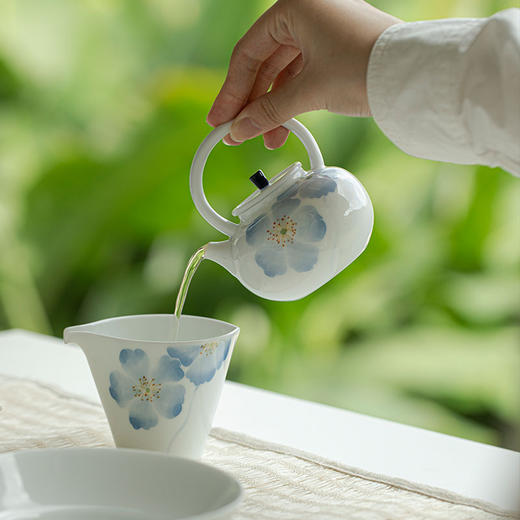 束刻<白瓷玉泥手绘提梁壶> 商品图2