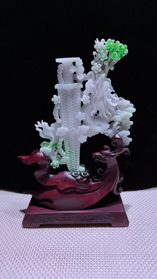 620725翡翠摆件【龙泉宝剑】 商品图3