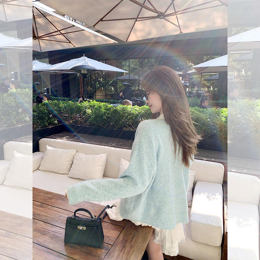 <曾小咸推荐>V领浅蓝色毛衣开衫 日常229.99/件 立减130 秒杀99.99/件！！ 商品图4