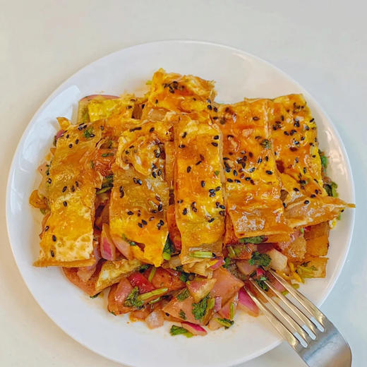 【奥斯托马烤冷面】 ️29.9🉐️40片+7同款烤冷面还送酸甜酱❗ ❗李佳琦直播间销量过万🔥在家实现烤冷面自由✨ 美味炸弹🔥色香味俱全🔥吃法多样！老少皆宜！ 商品图3