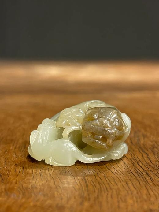 褐沁籽料白玉巧色镂雕子母瑞狮，顺丰包邮 商品图13