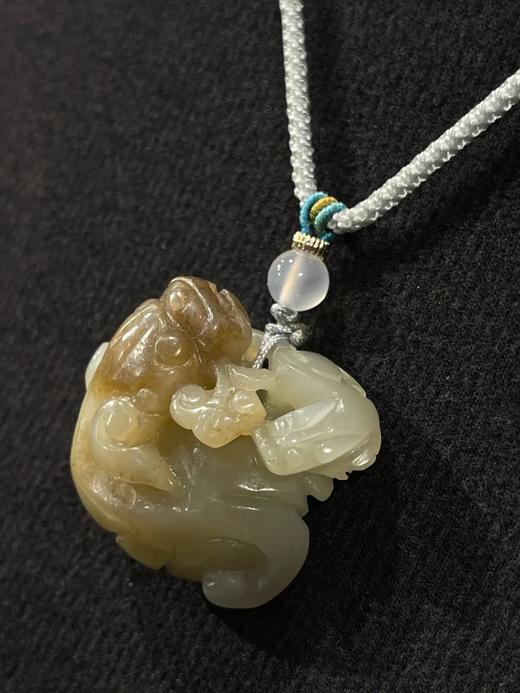 褐沁籽料白玉巧色镂雕子母瑞狮，顺丰包邮 商品图11