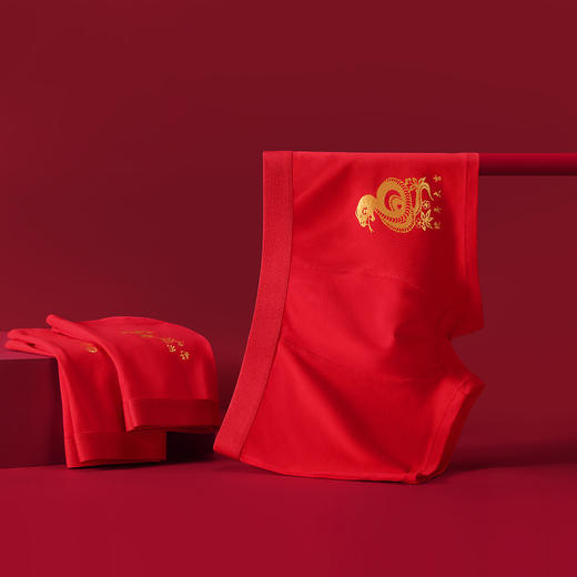 优选丨【2内+2袜-盒装】AISRVE男士大红纯棉内裤 蛇年本命年短裤 新年平角裤 喜庆红内裤 95%棉+5%氨纶 商品图7