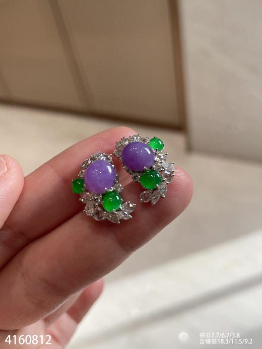 4160812，紫罗兰蛋面耳钉。具体价格微信咨询 商品图0