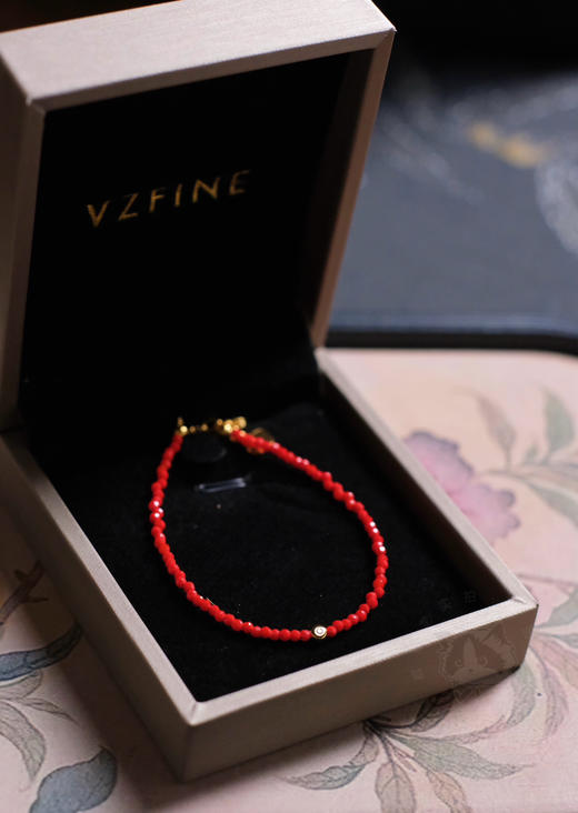 真金❗️真钻❗️【VZFINE新年开运红绳】新天地在售  有金（进）有钻（赚）好彩头，只要99起❗️  🎁品牌直发，礼盒包装，送礼有面 商品图3