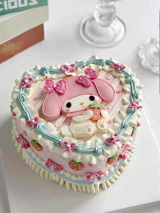 三丽鸥 美乐蒂浮雕手绘裱花 商品图0