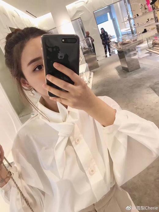 香奈儿镶钻珍珠吊坠耳钉（XTY） 商品图1