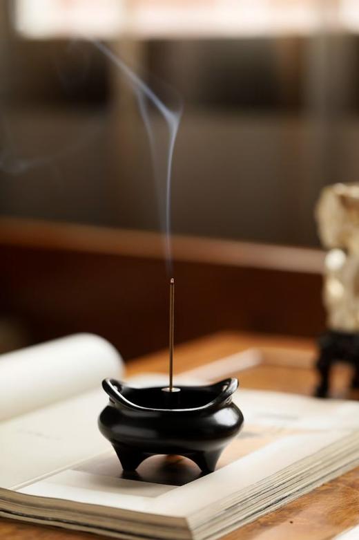 三足双耳°紫光檀香炉 商品图0