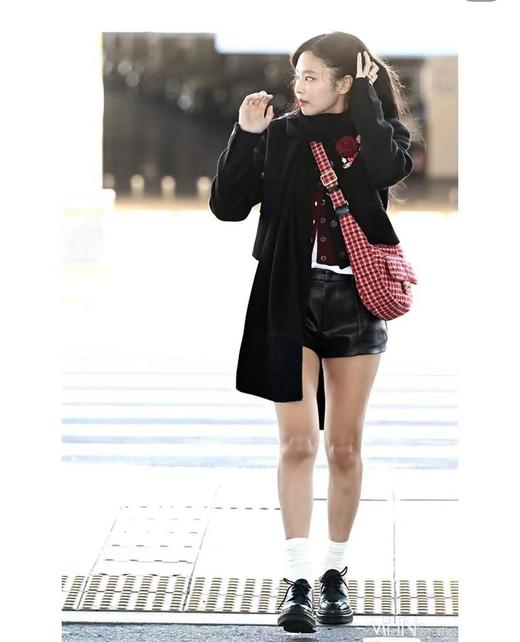 香奈儿24N红色千鸟格斜挎包（HH） 商品图3